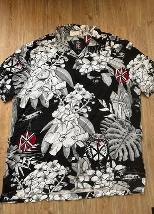 LMC x Dead Kennedys Shirt Rock, marque: Loser Machine, état: Très bon état, taille: XL, 29,00 €, 31,15 € Protection acheteurs incluse