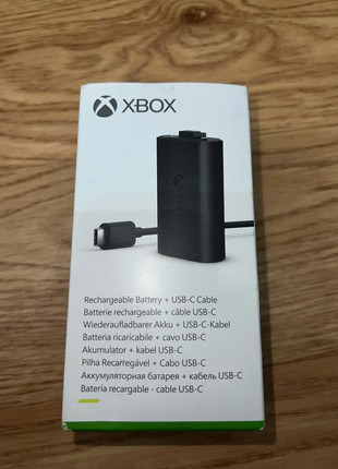 Obrázek k inzerátu: Xbox rechargeable battery