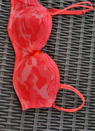Soutien gorge 90b corail militaire, marke: Carla's Secret, zustand: Sehr gut, größe: 75B, 3,00 €, 3,85 € inklusive Vinted-Käuferschutz