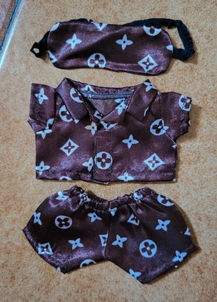 Completo per Labubu, zustand: Neu, größe: Einheitsgröße, 8,00 €, 9,10 € inklusive Vinted-Käuferschutz