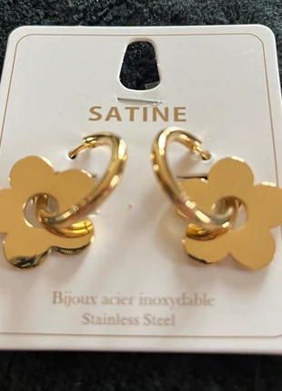 Boucle d’oreille , brand: Satine, condizioni: Ottime, €15.00, €16.45 include la Protezione acquisti