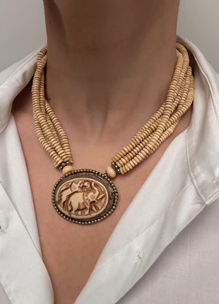 Elefant pendant multilayered necklace, marque: NECKLACE, état: Très bon état, 16,00 €, 17,50 € Protection acheteurs incluse