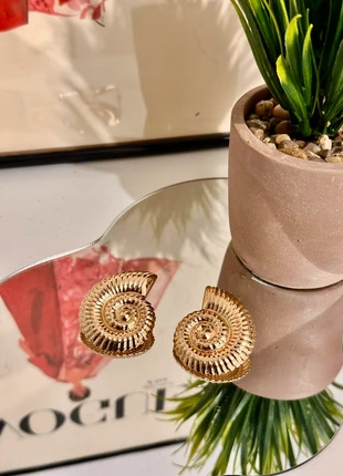 Boucles d’oreille dorées en acier inoxydable coquillages été vacances aesthetic tendance, marque: Tendance, état: Neuf avec étiquette, 8,00 €, 9,10 € Protection acheteurs incluse