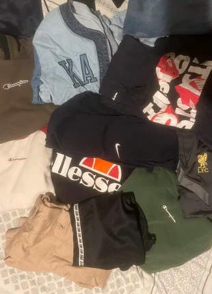 Box de 10 articles pas cher 📦, merk: Nike, staat: Heel goed, maat: XS, € 13,00, € 14,35 inclusief Kopersbescherming