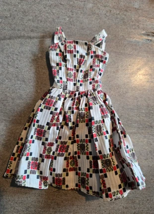 Barbie vintage clone jurk made in Hong Kong, merk: Hong Kong, staat: Heel goed, maat: Prematuur, tot 44 cm, € 10,95, € 12,20 inclusief Kopersbescherming