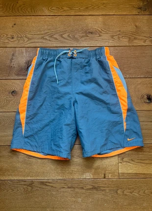 Short de bain Nike gris et orange fluo avec logo brodé - Taille S, merk: Nike, staat: Heel goed, maat: S, € 20,00, € 21,70 inclusief Kopersbescherming Pro