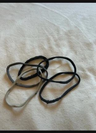 Haargummis von h&m, marke: H&M, zustand: Neu, 1,00 €, 1,75 € inklusive Vinted-Käuferschutz