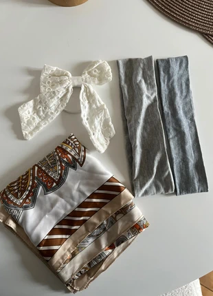 Lot de 4 articles - foulard - chouchou - 2 bandeaux, zustand: Gut, 1,50 €, 2,28 € inklusive Vinted-Käuferschutz