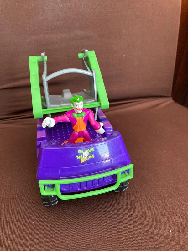 Imaginext on sale joker car