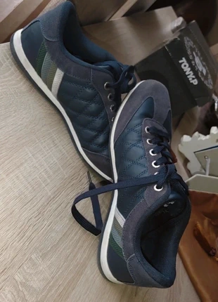 Tenis kala sity, marca: TONY.P, estado: Muito bom, tamanho: 41, €15.00, €16.45 inclui Proteção do Comprador