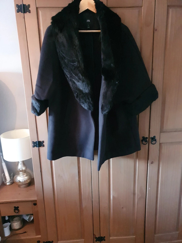 River island 2025 cape jacket