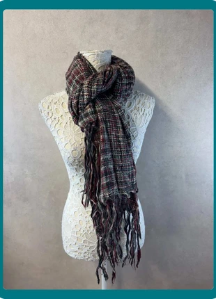 Écharpe à carreaux bordeaux et gris Lot MI27, condition: Very good, €6.70, €7.74 includes Buyer Protection Pro