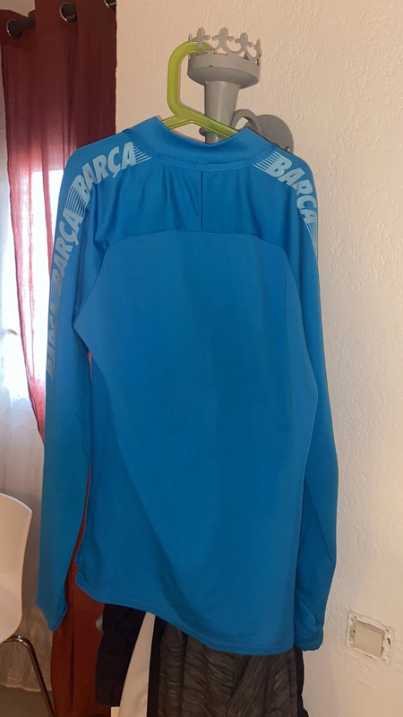 Pull de surv tement barca bleu Vinted