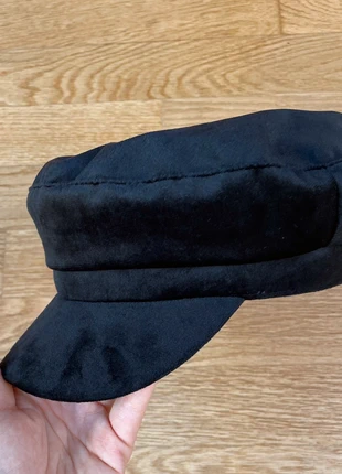 Berretto di velluto con frontino , condizioni: Ottime, €3.00, €3.85 include la Protezione acquisti