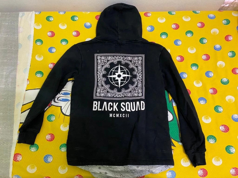 Black squad mcmxcii sales hoodie