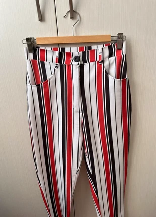 Pantalones GOI, merk: GOI, staat: Heel goed, maat: S / 36 / 8, € 10,00, € 11,20 inclusief Kopersbescherming