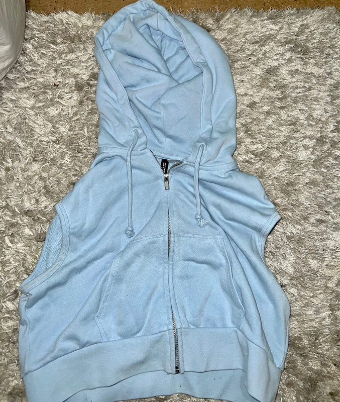 Y2K cropped sleeveless hoodie Vinted