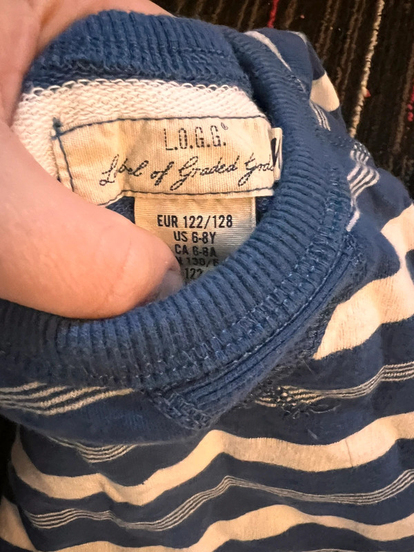 Lot de vêtements, taille 6 - 7 ans - photo numéro 2