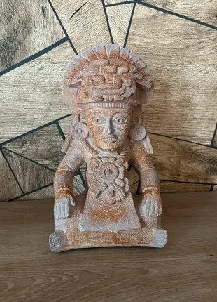 Statue Maya, condition: Very good, €12.00, €13.30 includes Buyer Protection