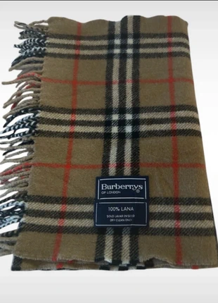 Grande écharpe Burberry, marke: Burberry, zustand: Sehr gut, 59,00 €, 62,65 € inklusive Vinted-Käuferschutz