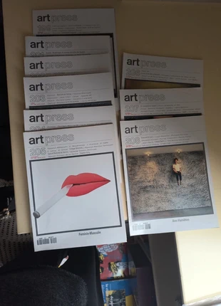 9 revues art press année 1995, état: Très bon état, 25,00 €, 26,95 € Protection acheteurs incluse