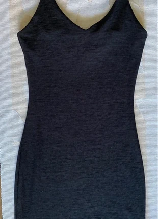Robe noire Mango taille XS, brand: Mango, condition: Very good, size: XS / 34 / 6, €10.00, €11.20 includes Buyer Protection
