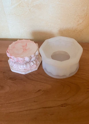 Moule piédestal, staat: Heel goed, € 2,00, € 2,80 inclusief Kopersbescherming