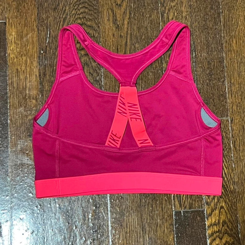 Nike Sports Bra 2