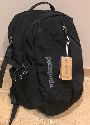 Sac à dos Patagonia noir  26 litres  Taille 45/30,5/16,5 Neuf, marke: Patagonia, zustand: Sehr gut, 44,00 €, 46,90 € inklusive Vinted-Käuferschutz