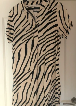 Sommerkleid gestreift/ Zebra Look, marque: H&M, état: Très bon état, taille: XS / 34 / 6, 7,00 €, 8,05 € Protection acheteurs incluse