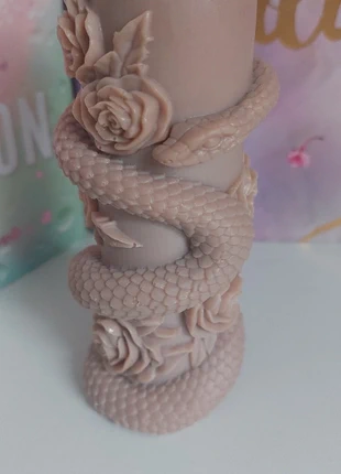 Bougie serpent et fleur, staat: Heel goed, € 2,50, € 3,33 inclusief Kopersbescherming