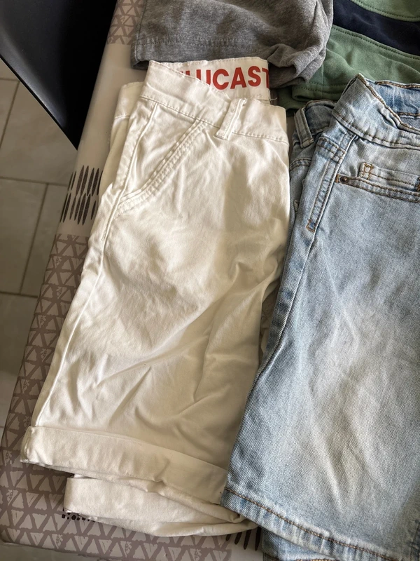 10 shorts - photo numéro 6