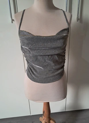 Top crop brillantinoso, brand: y2k, condizioni: Ottime, taglia: S / IT 40 / EU 36, €6.00, €7.00 include la Protezione acquisti
