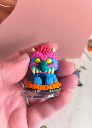 Mini pop monster, marke: Hasbro, zustand: Neu, größe: Einheitsgröße, 5,00 €, 5,95 € inklusive Vinted-Käuferschutz