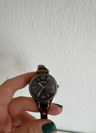 Fossiluhr Damen, marke: Fossil, zustand: Sehr gut, größe: Bis 30 mm, 16,00 €, 17,50 € inklusive Vinted-Käuferschutz
