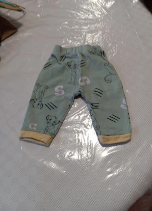 Pantalon, brand: Disney Baby, condition: Very good, size: 9-12 months / 74 cm, €1.50, €2.28 includes Buyer Protection