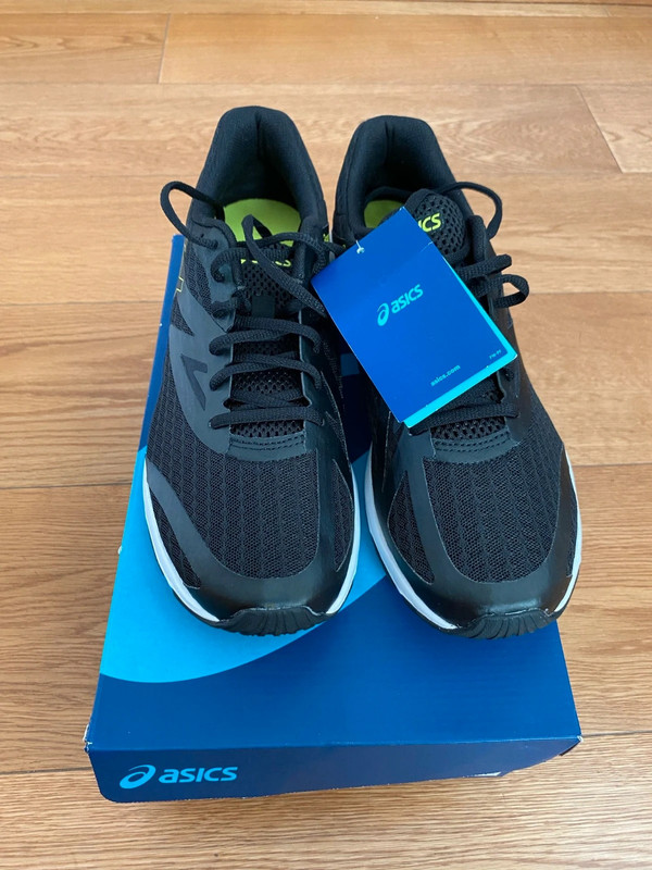 scarpe running asics Vinted