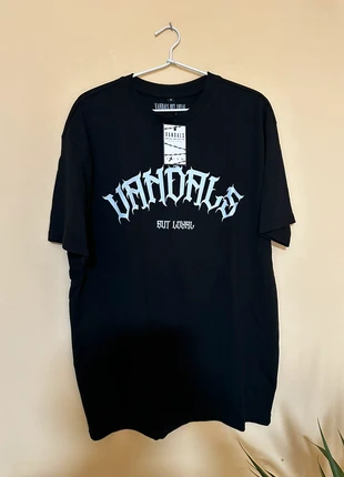 Camiseta Vandals But Loyal, marca: Vandals but loyal, estado: Bueno, tamaño: M, 20,00 €, 21,70 € Protección al comprador incluida