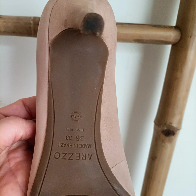 Sapatos cl ssicos Arezzo em cor nude