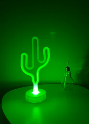 Cactus led , zustand: Sehr gut, 4,00 €, 4,90 € inklusive Vinted-Käuferschutz
