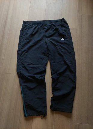 Vintage Adidas Black Track Pants 2000s Retro Nylon Streetwear Loose Fit Athletic Style, marca: adidas, estado: Muy bueno, tamaño: L, 15,00 €, 16,45 € Protección al comprador incluida
