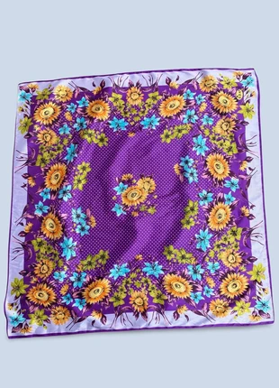 Carré rose et violet fleuri, 100% soie, Roulotté à la main, 90x90cm, brand: Vintage Dressing, condition: Very good, €40.00, €42.70 includes Buyer Protection Pro