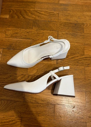Talon carré blanc motif croco , brand: ASOS Design, condition: Very good, size: 40, €10.00, €11.20 includes Buyer Protection