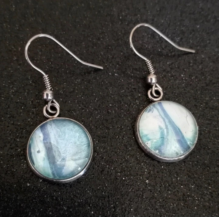 Blue acrylic paint pour silver drop dangle earrings new 1