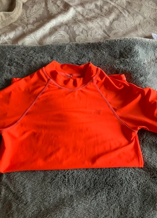 Boys Rash Vest, brand: Dunnes Stores, condition: Very good, size: 9 years / 134 cm, €3.00, €3.85 includes Buyer Protection