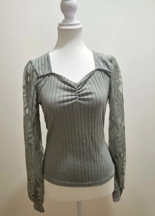 Blouse chic en jacquard et patchwork – style automnal élégant, marque: Tendance, état: Neuf sans étiquette, taille: M / 38 / 10, 16,00 €, 17,50 € Protection acheteurs incluse