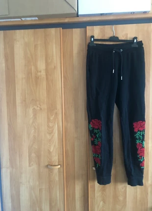 Jogging Asos, marca: ASOS, estado: Muito bom, tamanho: XS, €5.00, €5.95 inclui Proteção do Comprador