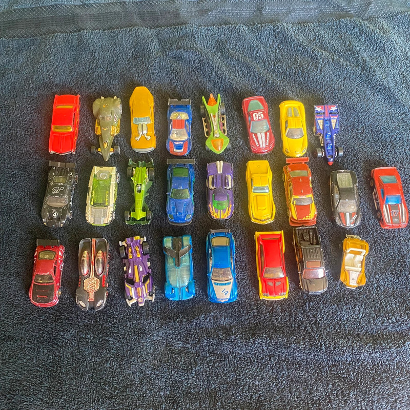 25 old vintage hot wheels cars