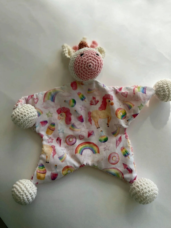 Doudou licorne