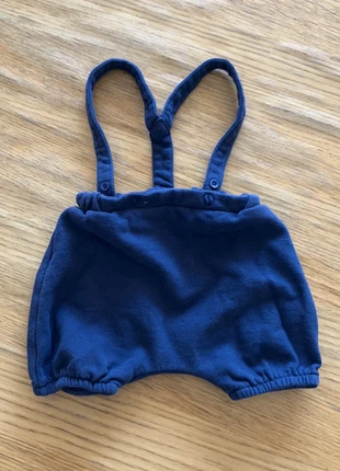 Short bout’ chou 6 mois , marca: Bout'chou, estado: Muy bueno, tamaño: 6-9 meses / 68 cm, 2,00 €, 2,80 € Protección al comprador incluida